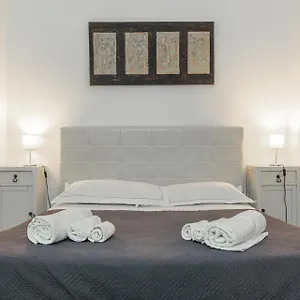 Apartamento Zefnea House, Catania